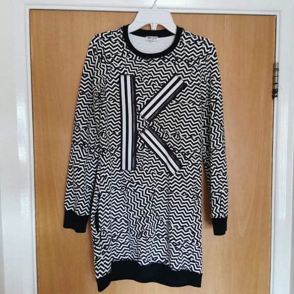 Kenzo Other - Girls KENZO Dress Age 11 12 Years Black White Sweater Large K
